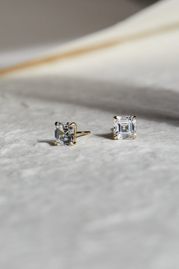 The Abrie Stud Earrings