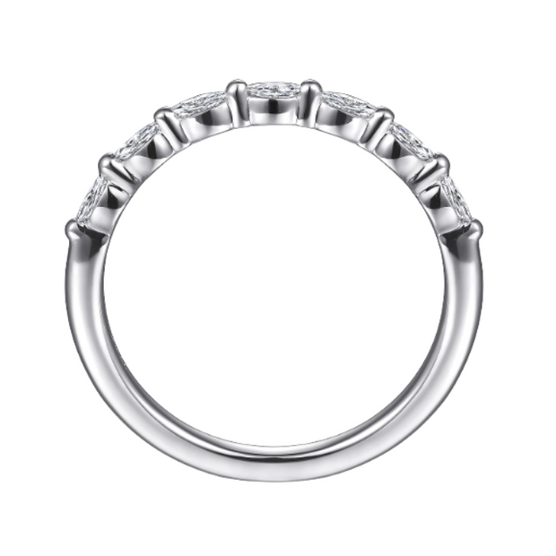 The MAEVE Ring